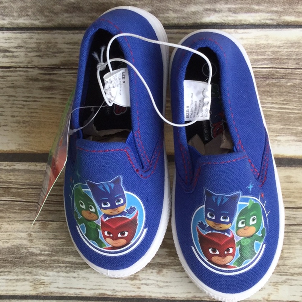 9 ToddlerPJ Masks Canvas Slip On Sneakers